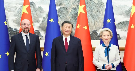 Te rozmowy z Pekinem pokażą, na co Unię Europejską stać i czy ona rzeczywiście może być jednym z globalnych centrów - wyjaśnia na antenie internetowego Radia RMF24 Radosław Pyffel, analityk i znawca Chin.  W Pekinie trwa pierwszy od czterech lat szczyt Unia Europejska-Chiny. Biorą w nim udział najważniejsi politycy, tacy jak chiński przywódca Xi Jinping, przewodnicząca Komisji Europejskiej Ursula von der Leyen i szef Rady Europejskiej Charles Michel.