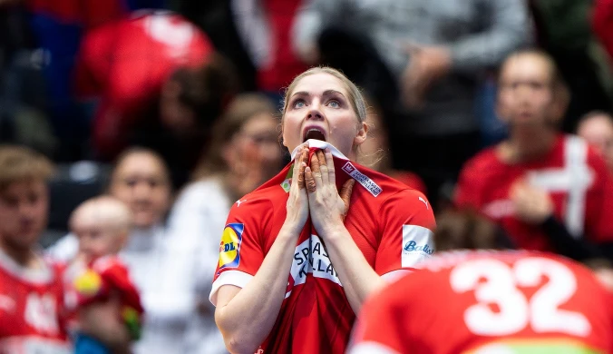 Całkowity zwrot akcji, Polki znów w grze. Sensacja, faworyt mundialu ograny