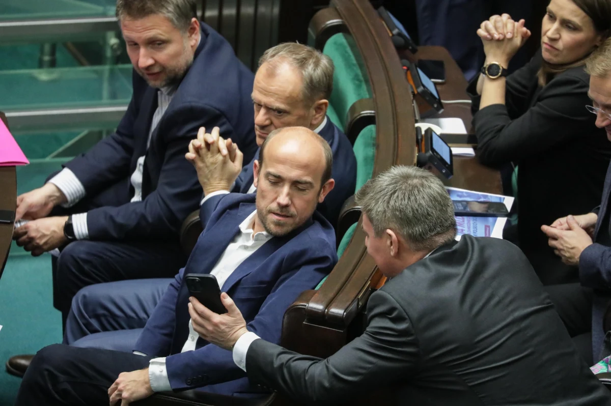 Niespełna połowa Polaków uważa, że porozumienie trzech ugrupowań (Koalicji Obywatelskiej, Trzeciej Drogi i Lewicy) przetrwa do końca obecnej kadencji parlamentu - tak wynika z najnowszego sondażu United Surveys na zlecenie RMF FM i "Dziennika Gazety Prawnej". Co ciekawe, ponad 1/4 ankietowanych jest zdania, że taka koalicja będzie istniała nie dłużej niż 1-2 lata.