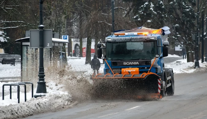 Trudne warunki pogodowe. Ostrzeżenie dla 13 województw