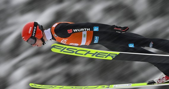 Piotr Żyła zajął 11. miejsce, a Dawid Kubacki był 15. w sobotnim konkursie Pucharu Świata w skokach narciarskich w Klingenthal. To najlepsze lokaty Polaków w tym sezonie. Sposób na Stefana Krafta znalazł Niemiec Karl Geiger. Austriak był drugi, a na podium stanął też Japończyk Ryoyu Kobayashi.
