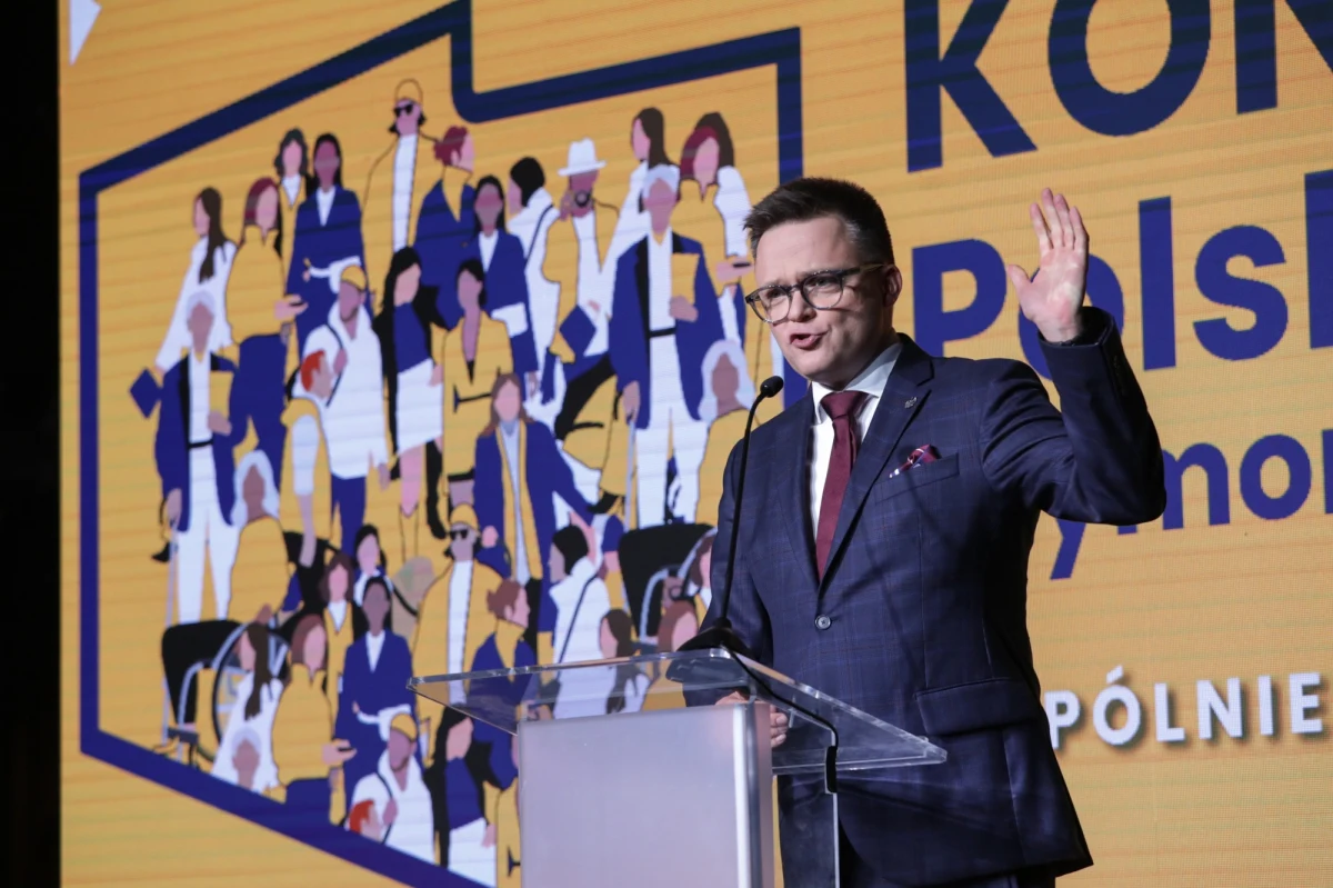 "Jesteśmy pokoleniem 15 października" - mówił podczas powyborczego kongresu Polski 2050 w Warszawie lider tej partii marszałek Sejmu Szymon Hołownia.