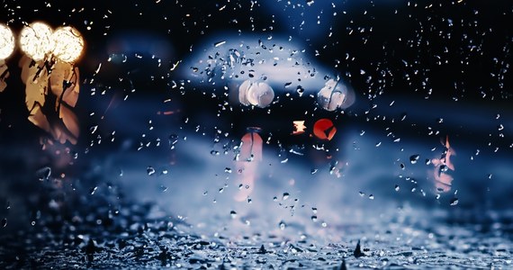 To pochmurna noc w całej Polsce. W centrum i na wschodzie kraju należy spodziewać się marznących opadów. "Termometry pokażą od -5 do 4 stopni Celsjusza" - poinformowała Anna Woźniak, synoptyk Centralnego Biura Prognoz Instytutu Meteorologii i Gospodarki Wodnej.
