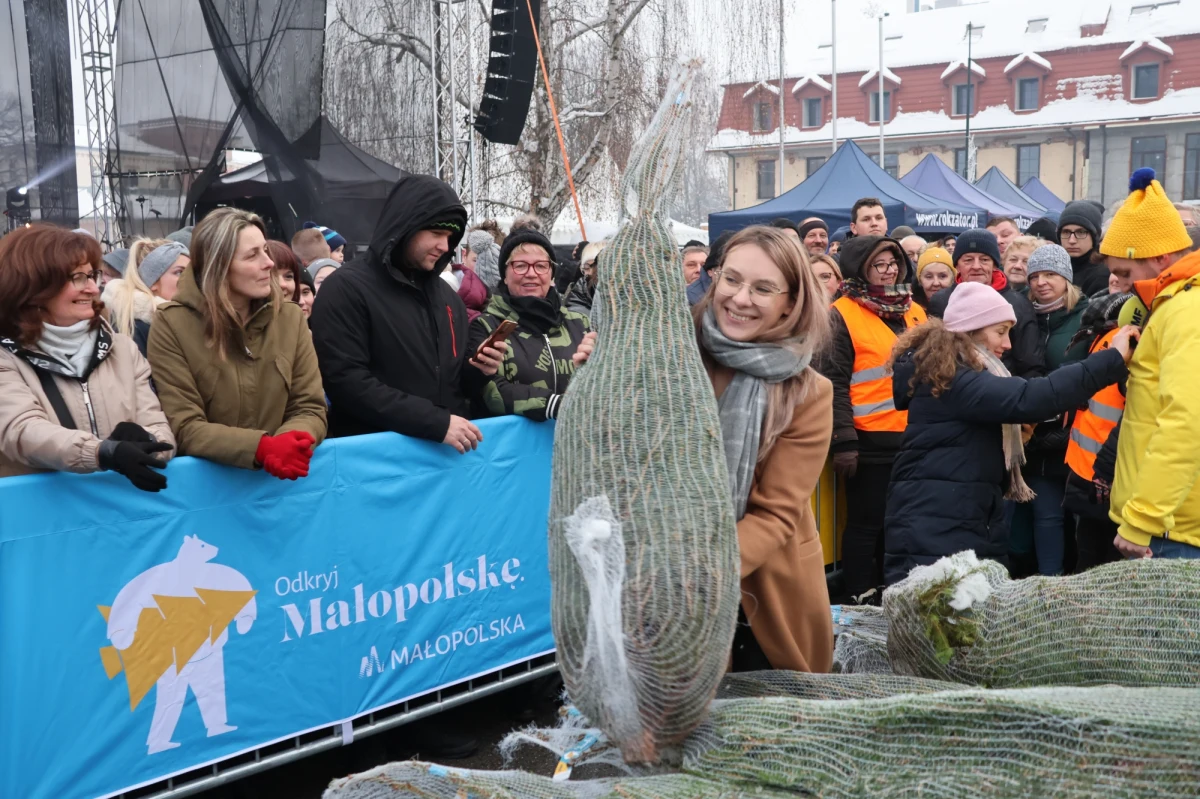 Za nami drugi dzień akcji "Choinki pod choinkę od RMF FM i Małopolski". W poniedziałek byliśmy w dwóch miastach - Bytomiu i Opolu.