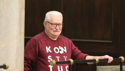 Lech Wałęsa w Sejmie. Posłowie wstali, były okrzyki i wiwaty 