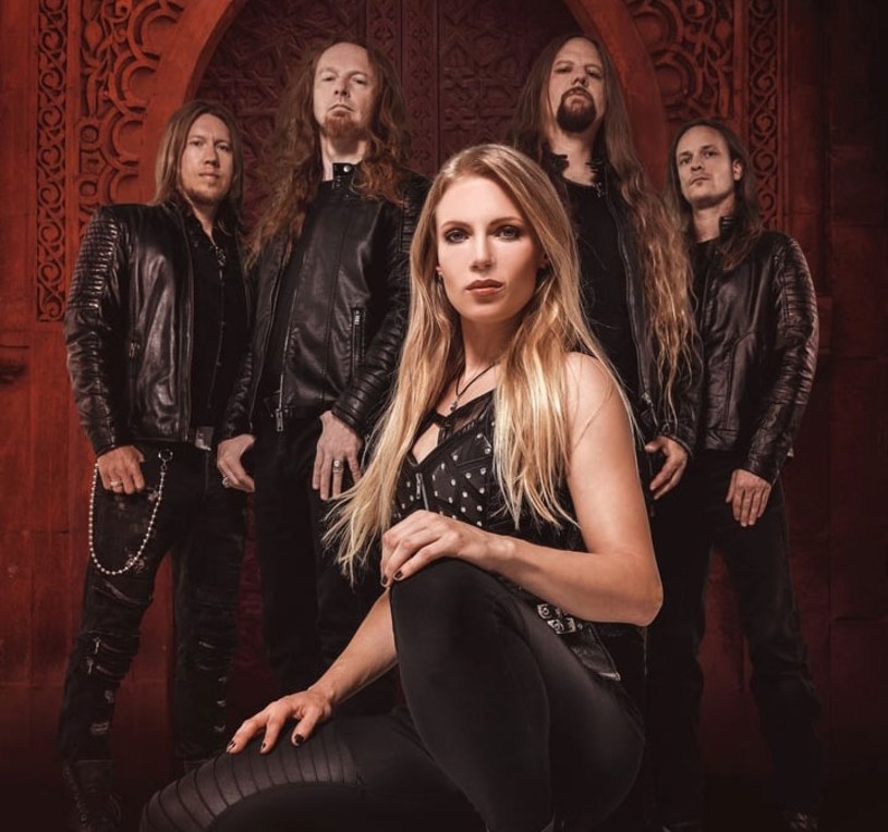 Pochodząca z Niemiec, międzynarodowa grupa Leaves' Eyes podzieliła się z fanami symfonicznego metalu wideoklipem do singla "Forged By Fire", który usłyszymy na nowym albumie podopiecznych AFM Records. Dodajmy, że formacja na początku kwietnia 2024 r. pojawi się na trzech koncertach w Polsce.