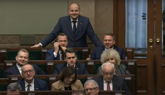"To nie jest Żyleta". Szymon Hołownia upomina posłów PiS