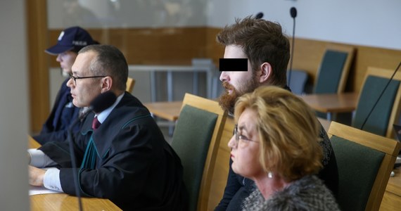 Przed Sądem Okręgowym w Krakowie rozpoczął się proces Ingebrigta G. - Norwega oskarżonego o zabójstwo Polki i uprowadzenie dziecka. Do tragedii doszło w listopadzie 2022 roku w Oświęcimiu.