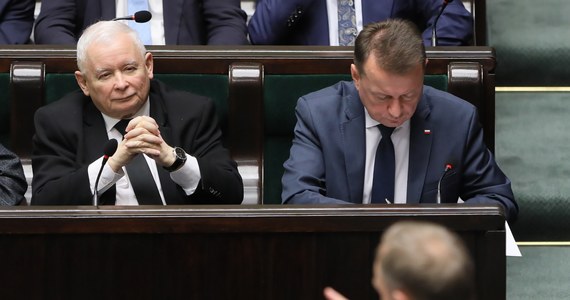 Jarosławowi Kaczyńskiemu exposé nowego premiera nie przypadło do gustu, aczkolwiek prezes PiS ocenił, że wystąpienie Tuska było "zręczne". Szef największej partii opozycyjnej skrytykował przemówienie prezesa rady ministrów za niską wartość merytoryczną.