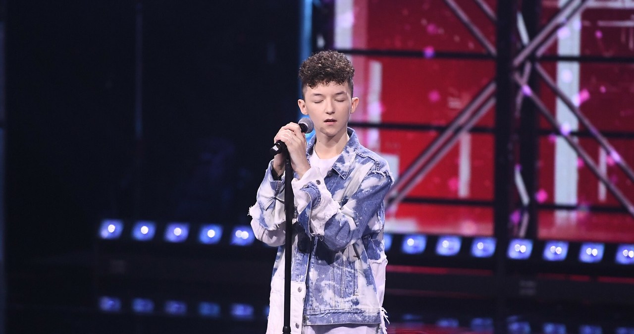 Marcin Maciejczak - zwycięzca trzeciej edycji "The Voice Kids" - 16 stycznia wszedł w pełnoletniość. Poznaliśmy go jako 14-latka, jak młody wokalista wygląda teraz?