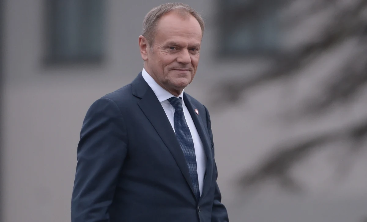 Na początku września Koalicja Obywatelska zaprezentowała "100 konkretów na 100 dni" - program wyborczy zawierający najważniejsze kwestie, którymi miałby się zająć nowy rząd po wygranych wyborach parlamentarnych. Faktycznie, KO wraz z innymi ugrupowaniami opozycyjnymi uzyskała większość w Sejmie. Dziś, w dniu zaprzysiężenia rządu, ruszył internetowy licznik realizacji postulatów.