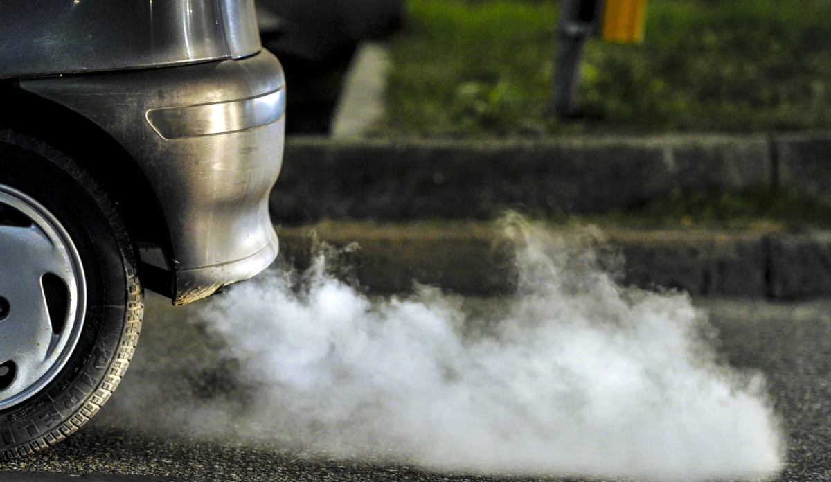 W Krakowie głośna dyskusja w sprawie Strefy Czystego Transportu. Wiceprezydent miasta Andrzej Kulig uważa, że przepisy o SCT powinny być znowelizowane. Grupa mieszkańców przygotowała z kolei projekt unieważniający strefę. Prawnik Urzędu Miasta Krakowa Piotr Łanoszka ocenił jednak, że zmiany, które mają obowiązywać od lipca 2024 roku, nie mogą zostać wycofane przez uchwałę obywatelską. 