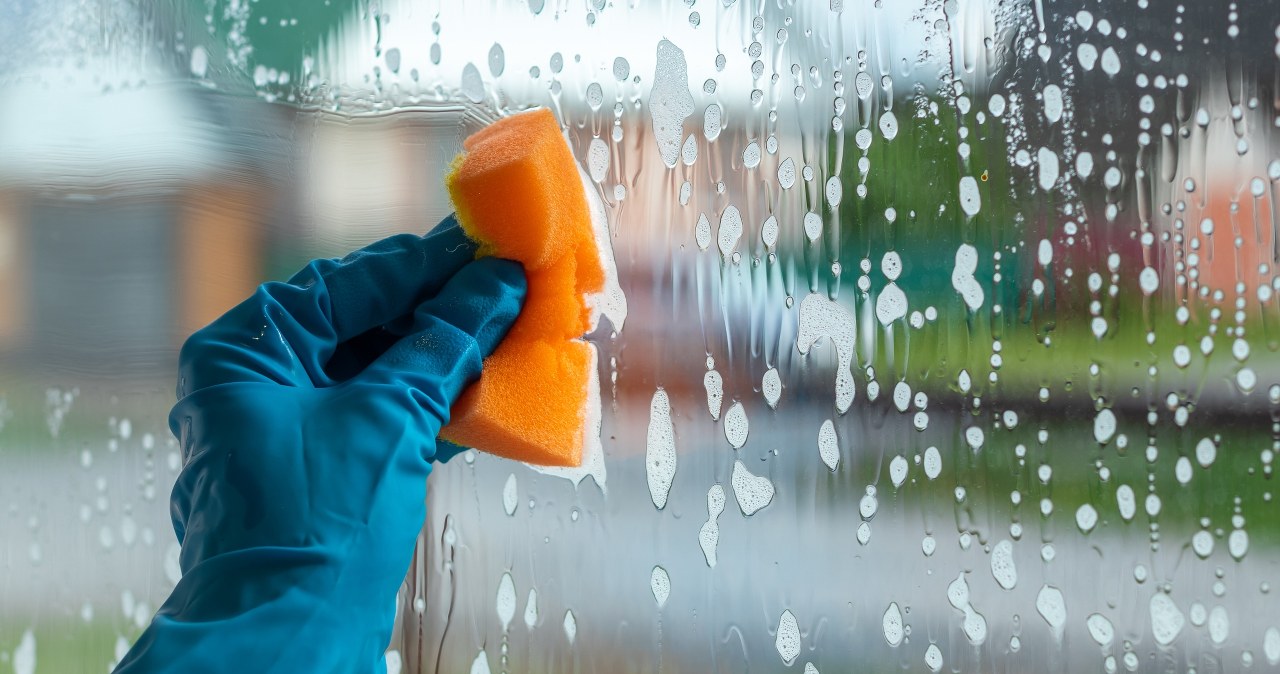 Kurz znika sam. Chińskie szkło nie potrzebuje mycia