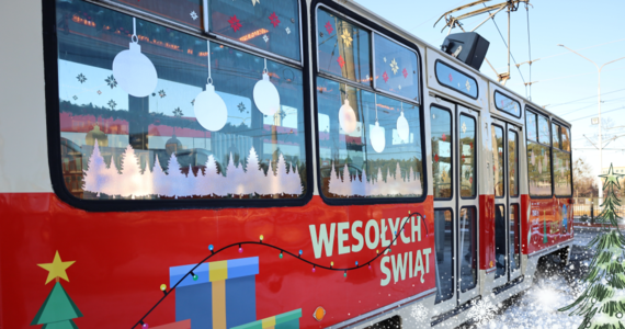 W niedzielę, 17 grudnia, na gdańskie tory wyjedzie Świąteczny Tramwaj. Specjalnie udekorowany pojazd z historycznej floty Gdańskich Autobusów i Tramwajów będzie można spotkać na ulicach miasta także w okresie świąteczno-noworocznym.