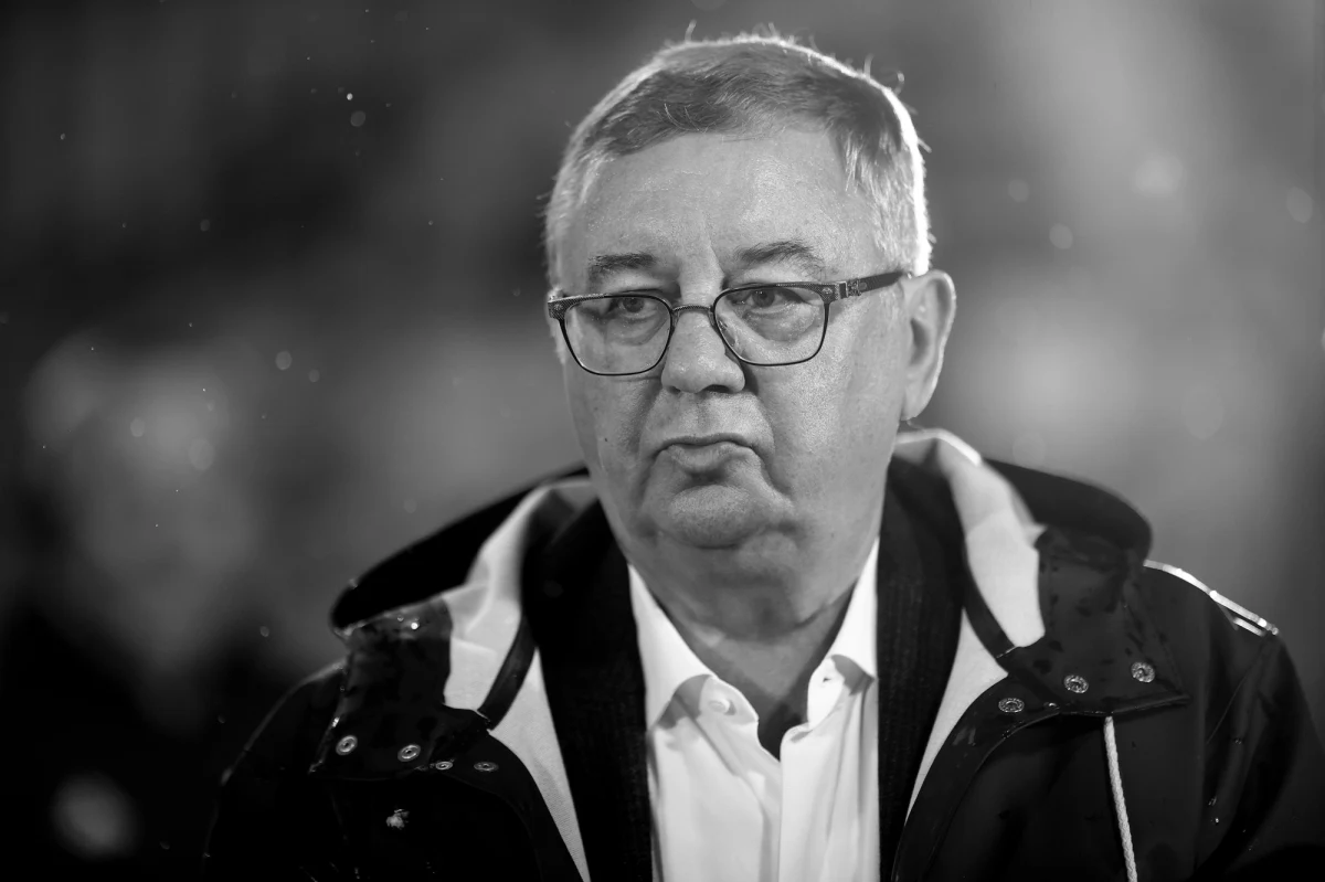 W wieku 71 lat zmarł prof. Janusz Filipiak - współzałożyciel Comarchu, przedsiębiorca, pasjonat piłki nożnej i były prezes Cracovii. Informację o jego śmierci przekazała w komunikacie firma Comarch.