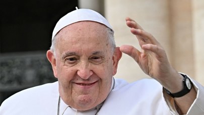 Watykan dopuścił możliwość błogosławienia par homoseksualnych 