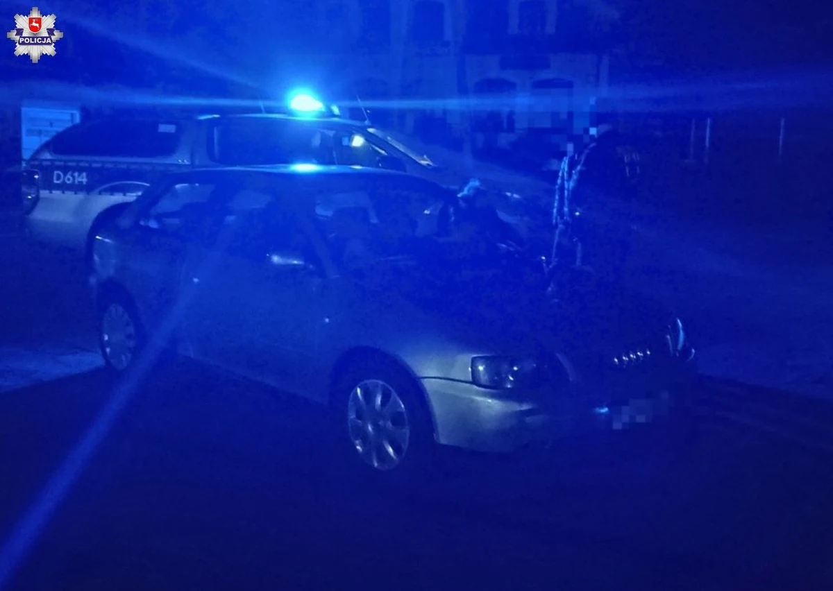 Policjanci z Opola Lubelskiego w środku nocy zatrzymali do kontroli drogowej audi. Za kierownicą siedział 16-latek, który bez zgody rodziców wziął kluczyki do samochodu i zabrał na przejażdżkę 15-letnią koleżankę. Jakby tego było mało, miał ponad 0,5 promila alkoholu w organizmie.
