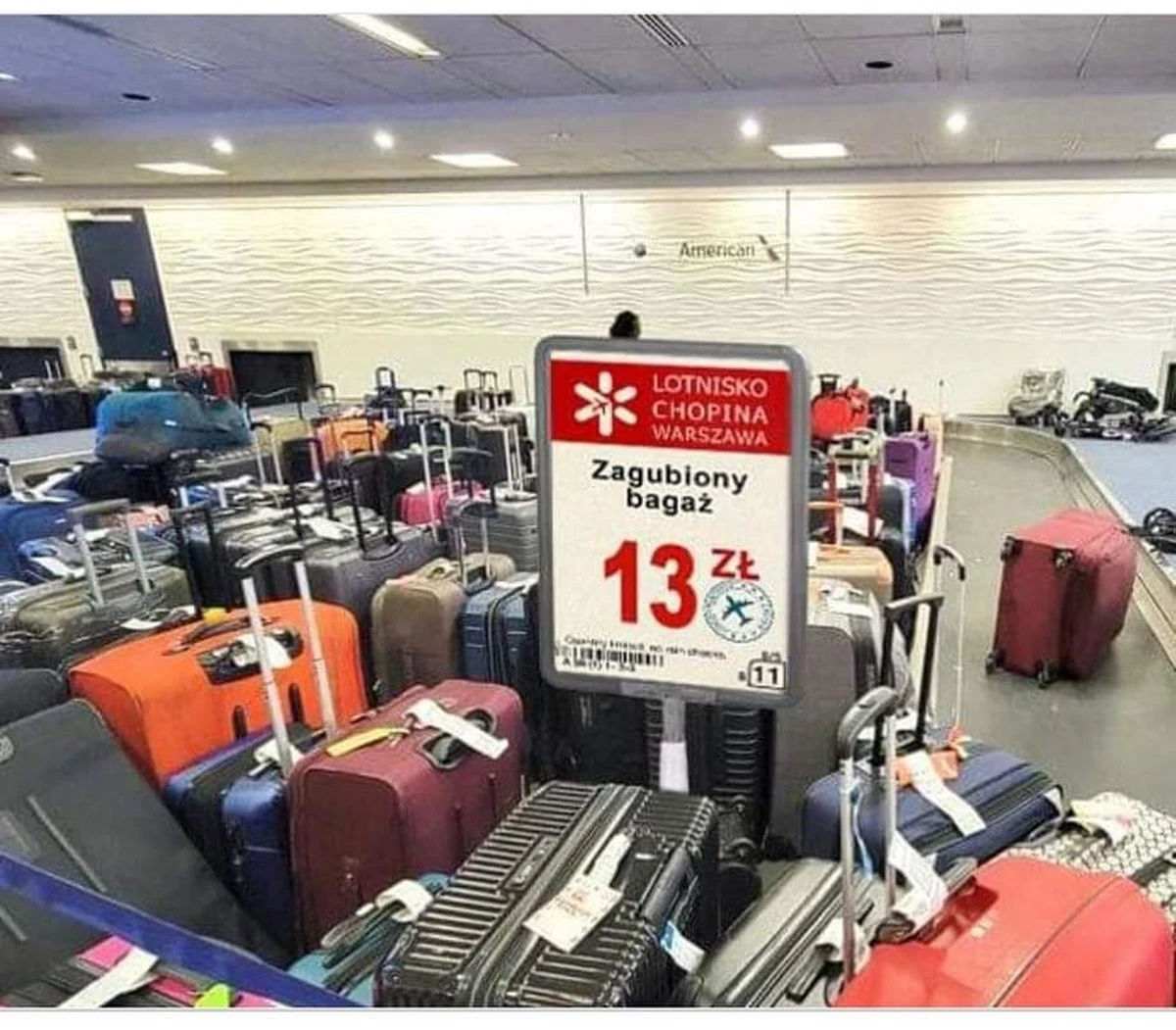 Warszawskie lotnisko Chopina ostrzega - oszuści podszywają się pod nasz profil w mediach społecznościowych. W ten sposób próbują wyłudzać dane.