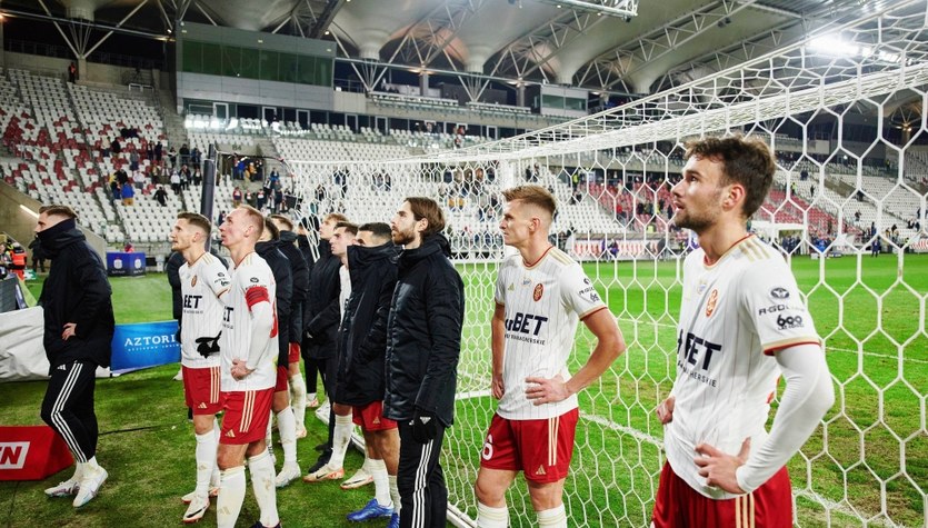 Disinfection operations in the Ekstraklasa team.  The club even gets rid of its captain