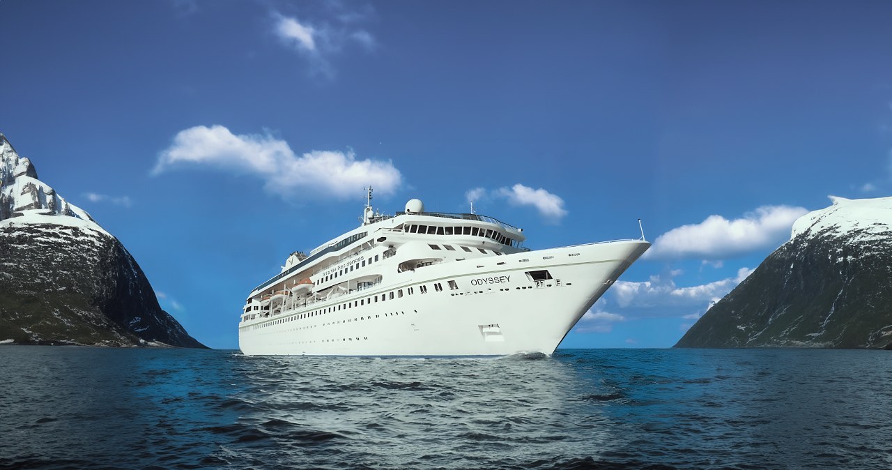 Najnowszy trend w turystyce. Zamieszkaj na statku i podróżuj po świecie