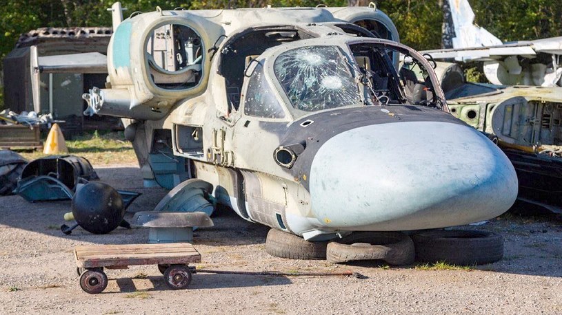 Rosjanie mają tak ogromny problem z częściami do swoich samolotów i śmigłowców, że w desperacji rozbierają uszkodzone maszyny i z kilku budują jedną sprawną.