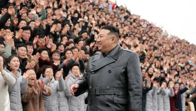 Kim Dzong Un znów straszy. Nie zawaha się przeprowadzić ataku odwetowego 