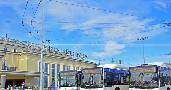 W okresie świąteczno-noworocznym zmieni się rozkład jazdy gdyńskiej komunikacji miejskiej. ZKM podał, że zmiany zaczną obowiązywać od soboty i potrwają do pierwszego dnia nowego roku.