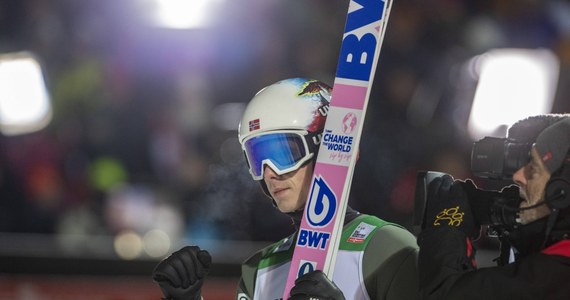 ​Zmagająca się w problemami finansowymi reprezentacja Norwegii w skokach narciarskich nie otrzyma więcej pięniedzy od macierzystej federacji (NSF), która w środę dała jej czas do końca stycznia na znalezienie głównego sponsora, którego brakuje od prawie dwóch lat.