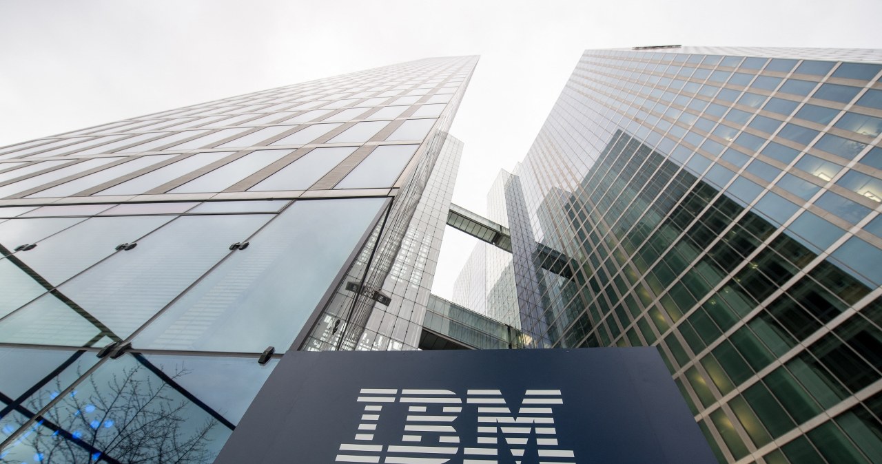 Akcje IBM runęły o 24 proc. Winna jest sztuczna inteligencja?