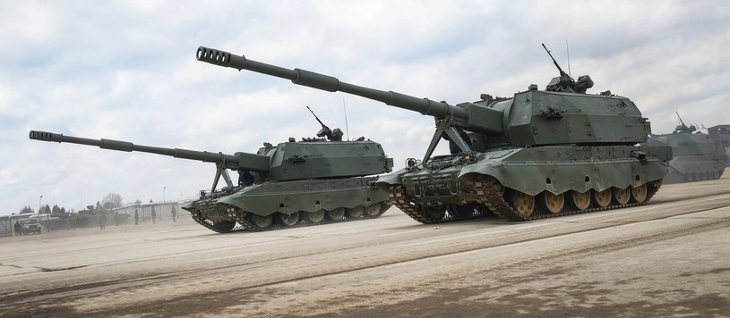 Rosja wysłała do Ukrainy nowe działo samobieżne 2S35 Koalicja-SW. Jednostka została zaprezentowana po raz pierwszy podczas Parady Zwycięstwa w 2015 roku, ale dotąd nie była wykorzystywana na froncie.