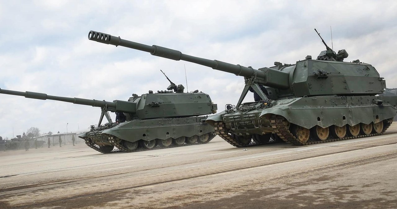 Rosja wysłała do Ukrainy nowe działo samobieżne 2S35 Koalicja-SW. Jednostka została zaprezentowana po raz pierwszy podczas Parady Zwycięstwa w 2015 roku, ale dotąd nie była wykorzystywana na froncie.