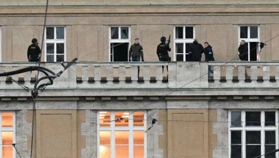 "Na schodach widziałem dużo krwi". Wstrząsające relacje po masakrze w Pradze 