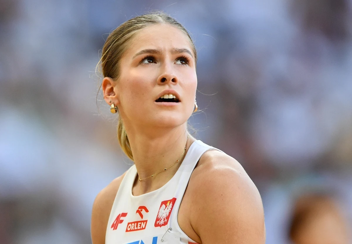 Święta w gronie rodziny, której jeden z członków jest aktywnie działającym sportowcem, wydają się być skoncentrowane wyłącznie wokół tematu zawodów i treningów. Zwłaszcza, jeśli 2024 rok ma upłynąć pod znakiem startu w igrzyskach w Paryżu. "Biegi w mocnej obsadzie motywują mnie, to jest to, co lubię robić" - mówi na antenie internetowego Radia RMF24 Pia Skrzyszowska, najszybsza polska płotkarka, mistrzyni Europy na 100 metrów przez płotki, wicemistrzyni Europy w sztafecie 4x100 m.