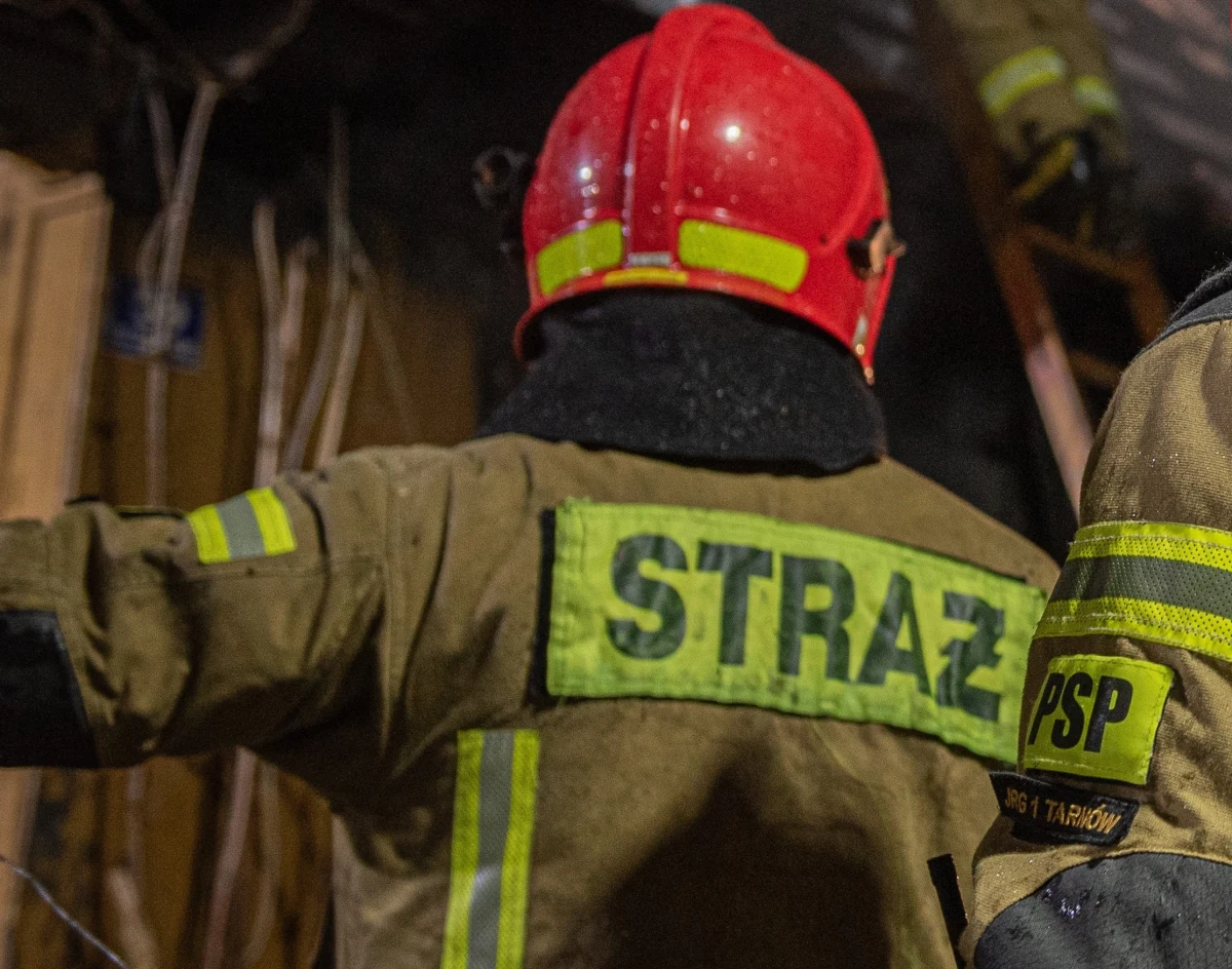 O śmiertelnym zatruciu czadem poinformowała śląska straż pożarna. Do tragedii doszło w Jasienicy koło Bielska-Białej.