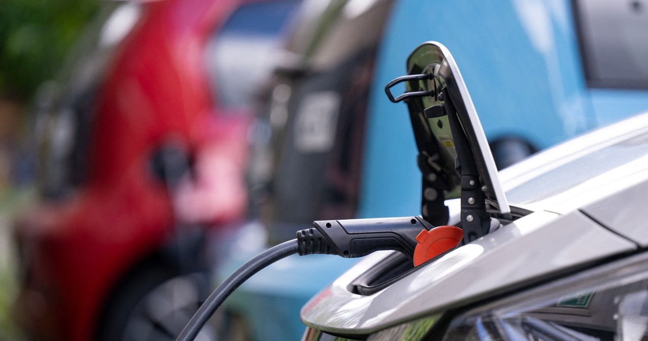 UE chce wymusić elektryki we flotach. Producenci ostro protestują