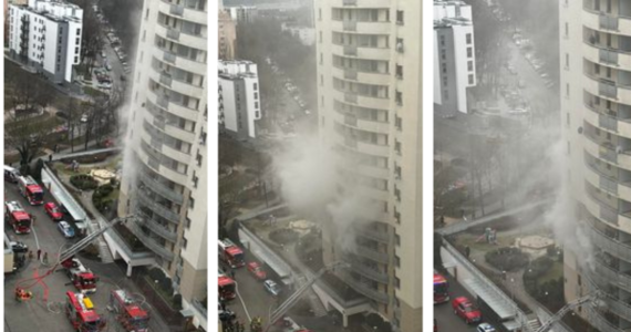 Przy ulicy Bogusławskiego w Warszawie przed południem doszło do pożaru. W mieszkaniu na trzecim piętrze strażacy znaleźli ciało 40-letniej kobiety.