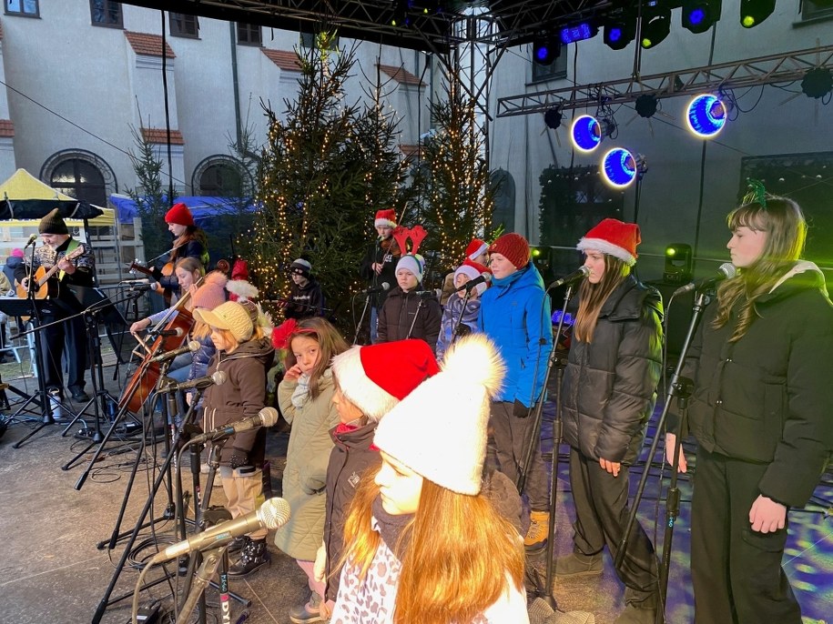 /Żywa Szopka przy Franciszkańskiej /