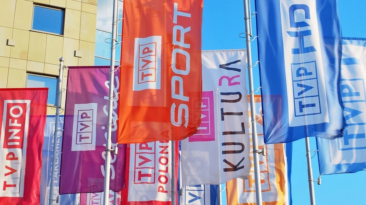 Posłanka Prawa i Sprawiedliwości Joanna Lichocka poinformowała, że Rada Mediów Narodowych powołała Michała Adamczyka na prezesa TVP. To oznacza dalszy ciąg zamieszania w mediach publicznych. Lichocka w mediach społecznościowych wyraziła nadzieję, że "minister kultury zaprzestanie łamania prawa". Decyzję RMN skomentował jeden z członków Rady Marek Rutka.