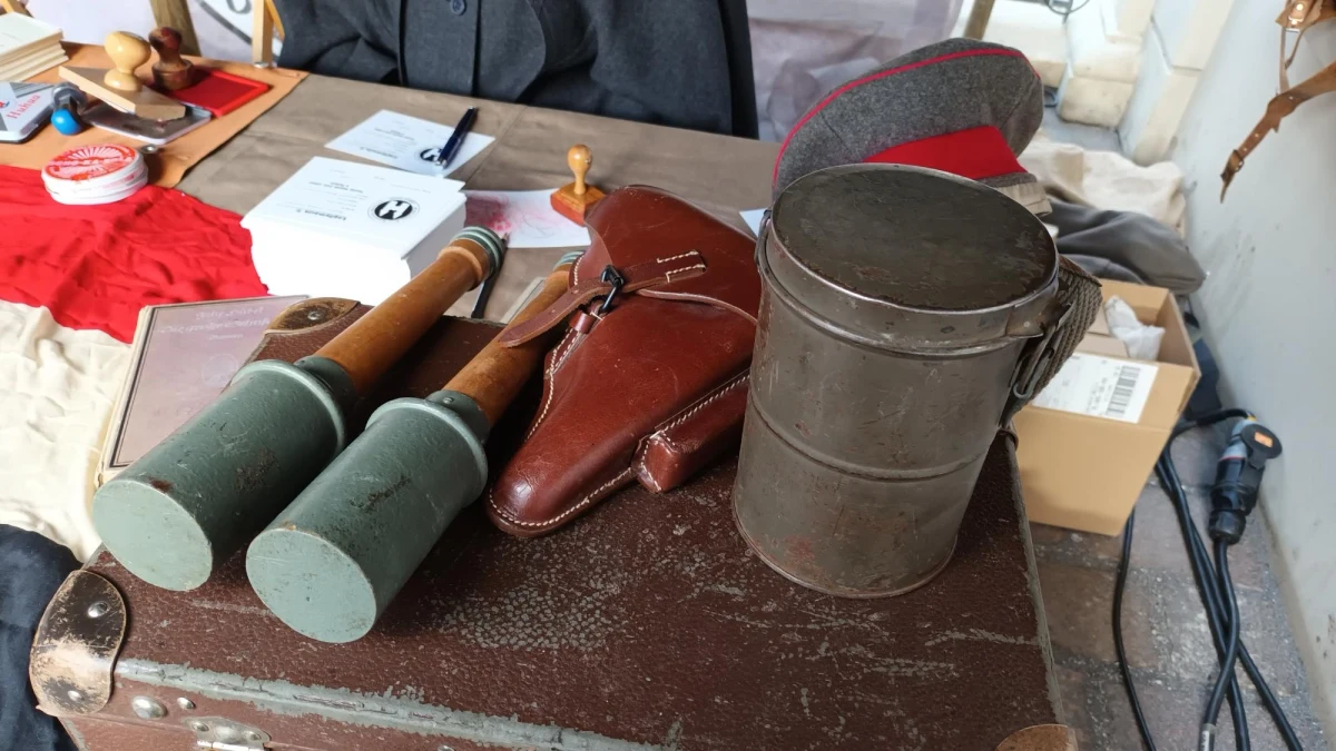 Obozowisko powstańców wielkopolskich stanęło dziś w centrum Poznania. Na Starym Rynku można zobaczyć, jakim uzbrojeniem walczyli oraz z czego robili sobie mundury uczestnicy zrywu, który rozpoczął się 105 lat temu. 