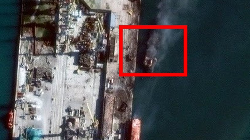 Amerykańska firma Planet Lab opublikowała najnowsze obrazy satelitarne portu w Teodozji na Krymie, gdzie zniszczeniu uległ rosyjski okręt desantowy "Nowoczerkask". Okręt zmienił się w skwarkę.