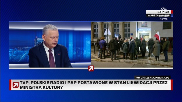 - Blitzkrieg się nie udał. Jeżeli dowiadujemy się, że są palone archiwa Telewizji Polskiej to książki palili faszyści. Dzisiaj nie pali się na stosie, tylko usuwa pliki. Pan prezydent podjął decyzję w odpowiedzi na brutalne i bezprawne działania podjęte różnymi agencjami ochrony, tak jak kiedyś ZOMO. Przyszli, napadli, nie chcieli powiedzieć kto ich wynajął, a mówili, że reprezentują Skarb Państwa. Działania ministra Sienkiewicza są bezprawne. To nie są zwykłe spółki, które właściciel może sobie zlikwidować. To ma specjalne umocowanie prawne  - powiedział poseł Marek Suski w "Gościu Wydarzeń".