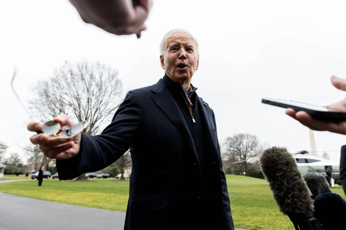 "Okazało się, że zaproponowany przez Joe Bidena pakiet ochrony granic jest całkowicie niewystarczający. Przez praktycznie dwa miesiące, bo tyle już minęło od momentu zaproponowania go przez Bidena, ten pakiet stał się meritum całych negocjacji" - mówił na antenie internetowego Radia RMF24 Mateusz Piotrowski, analityk Polskiego Instytutu Spraw Międzynarodowych, odnosząc się do sytuacji w amerykańskim Kongresie.