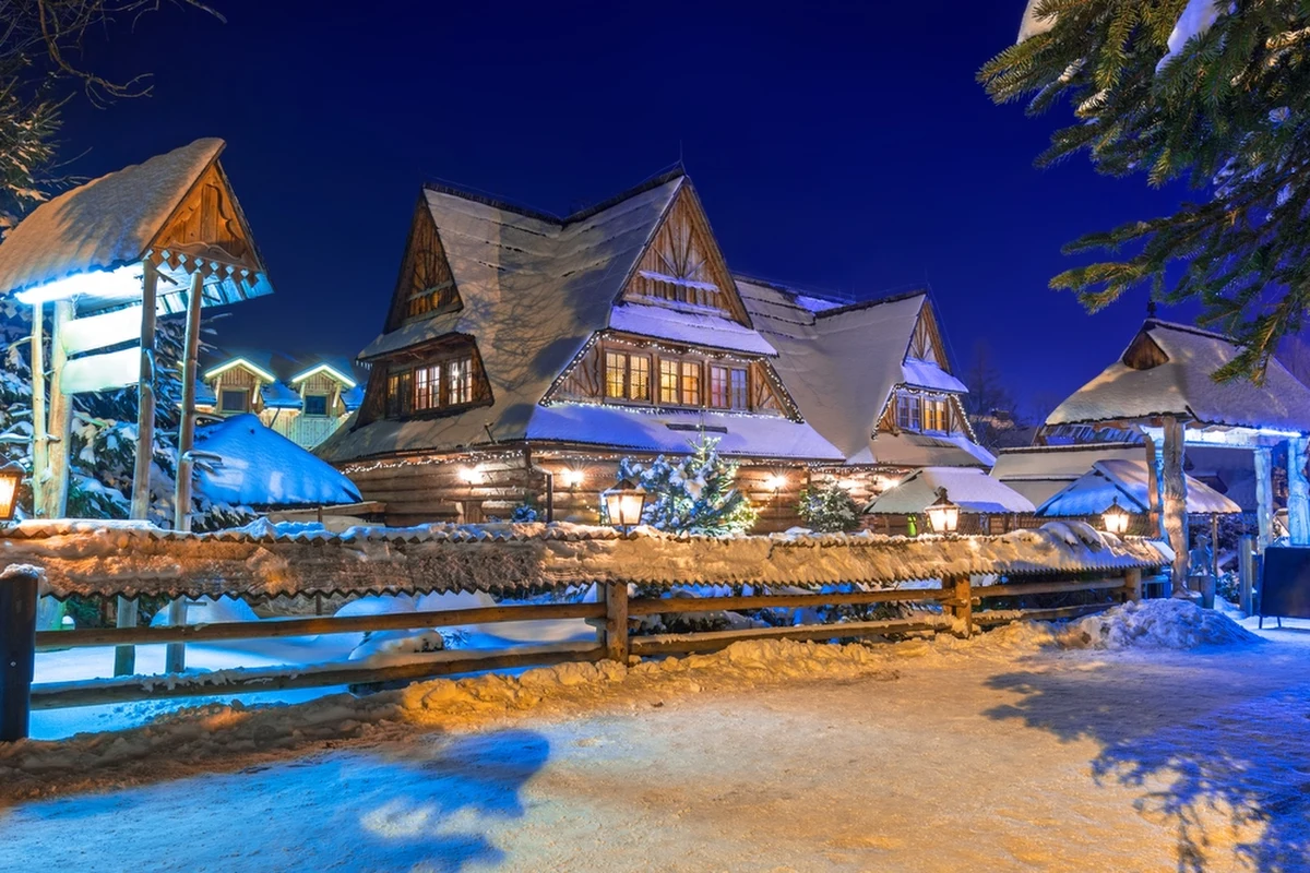 Zakopiański urząd miejski wydał komunikat dotyczący zmian w ruchu drogowym w mieście - ma to związek z organizowaną przez telewizję publiczną w stolicy Tatr imprezą sylwestrową.