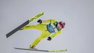 Kamil Stoch nareszcie z uśmiechem, to najlepszy wynik w sezonie. Andreas Wellinger nie dał nikomu szans