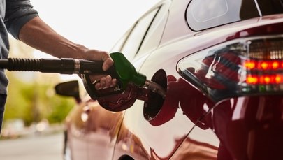 Opłata paliwowa w górę. Ile wyniesie w 2024 roku?
