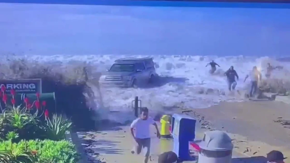 Sceny rodem z filmu katastroficznego rozegrały się w czwartek na południu Kalifornii. Stojący na nadbrzeżu ludzie zaobserwowali wysoką falę zmierzającą w ich stronę. Mimo ucieczki w głąb lądu, nie wszystkim udało się wyjść z tego bez szwanku. Do szpitali trafiło osiem osób.