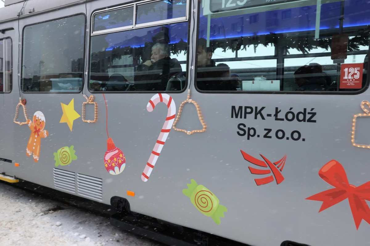 We wtorek, 2 stycznia, wraca "czternastka". Tramwaje linii nr 14 będą jeździły po swojej dawnej trasie z Retkini na Dąbrowę w Łodzi.