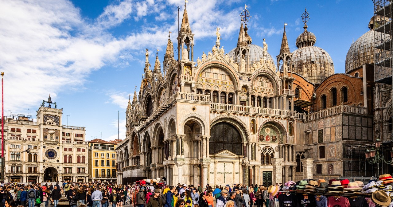 Wraca kontrowersyjna opłata. Pobierają 21 zł za wstęp do miasta