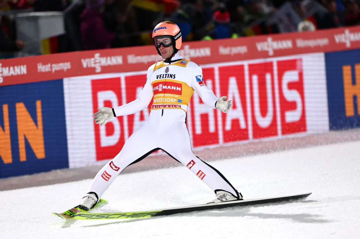 Stefan Kraft zdobył nagrodę Skok Roku za największą łączną długość wszystkich prób w zawodach Pucharu Świata w roku kalendarzowym 2023. W 60 skokach Austriak uzyskał w sumie 9022,5 m.