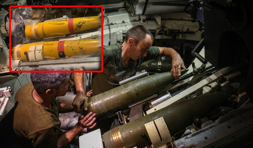 Wśród źródeł rosyjskich i ukraińskich krążą informacje, jakoby Kijów otrzymał pociski artyleryjskie kal. 155 mm produkcji indyjskiej. Mają być one kompatybilne z haubicami samobieżnymi AHS Krab dostarczanymi do Ukrainy przez Polskę.